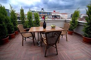 Mayer Cihangir Suites