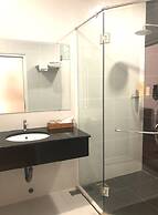 Victory Airport Hotel