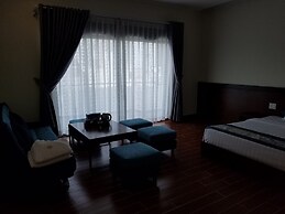 Victory Airport Hotel