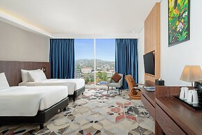 Golden Tulip Springhill Lampung