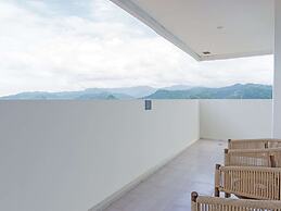 Golden Tulip Springhill Lampung