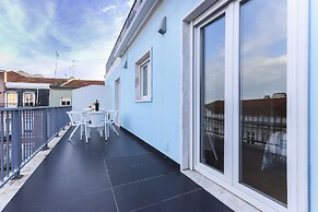 Estrela Terrace by Homing