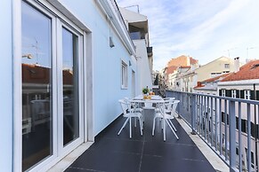 Estrela Terrace by Homing