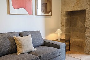 Pause Apartments