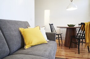 Pause Apartments