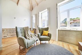 Pause Apartments