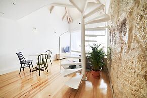 Pause Apartments