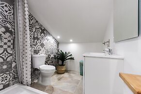 Bairro Alto Views by Homing