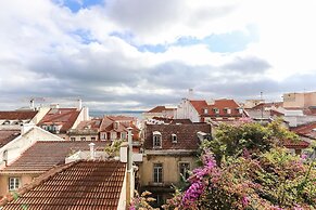 Bairro Alto Views by Homing