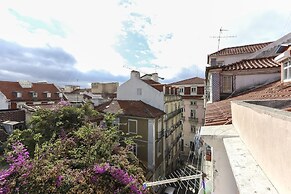 Bairro Alto Views by Homing