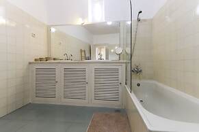 Chiado Views by Homing