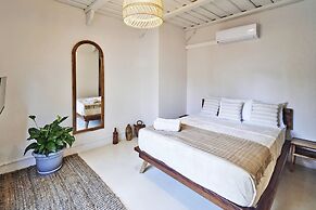 Paradise Beach Lodge