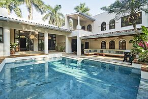 Paradise Beach Lodge