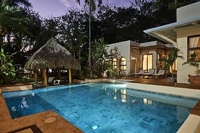 Paradise Beach Lodge