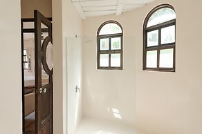 Paradise Beach Lodge