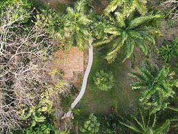 Paradise Beach Lodge