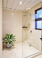 Paradise Beach Lodge