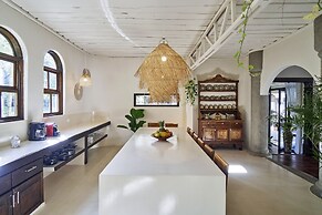 Paradise Beach Lodge