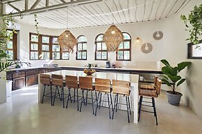 Paradise Beach Lodge