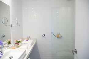 Casa Flor - Adults Only