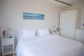 Casa Flor - Adults Only