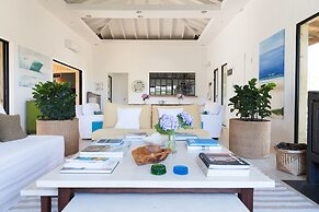 Casa Flor - Adults Only