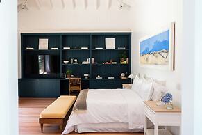 Casa Flor - Adults Only