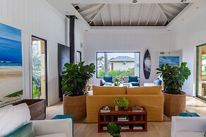 Casa Flor - Adults Only