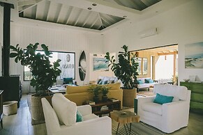 Casa Flor - Adults Only