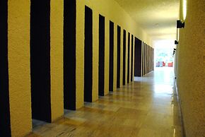 Hotel Cantalagua Inn