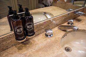 Hotel Cantalagua Inn