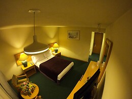 Hotel Cantalagua Inn