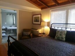 China Creek Cottages