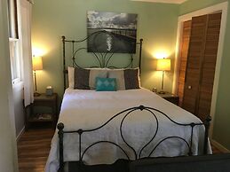 China Creek Cottages