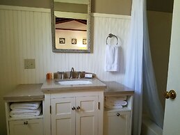 China Creek Cottages