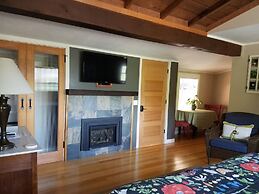 China Creek Cottages