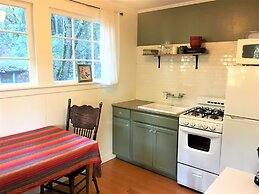 China Creek Cottages