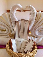 NuttyPhoy Hotel
