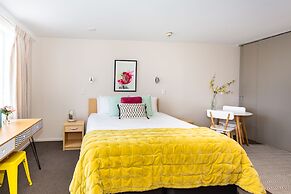 Cathedral Junction Apartment