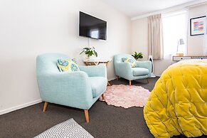 Cathedral Junction Apartment