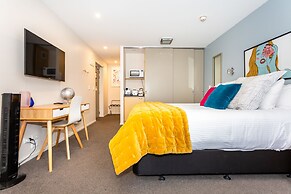 Cathedral Junction Apartment