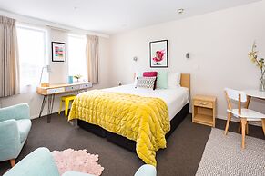 Cathedral Junction Apartment