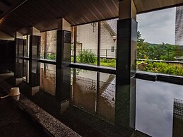 Yamashiro Onsen Miyabi no Yado Kaga Hyakumangoku