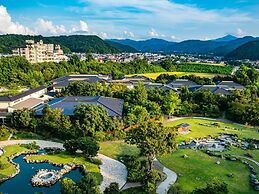 Yamashiro Onsen Miyabi no Yado Kaga Hyakumangoku