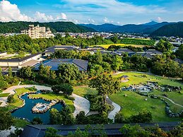 Yamashiro Onsen Miyabi no Yado Kaga Hyakumangoku