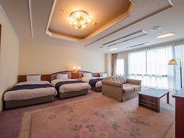 Yamashiro Onsen Miyabi no Yado Kaga Hyakumangoku