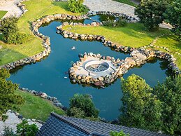 Yamashiro Onsen Miyabi no Yado Kaga Hyakumangoku