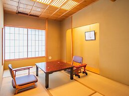 Yamashiro Onsen Miyabi no Yado Kaga Hyakumangoku