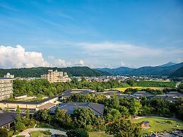 Yamashiro Onsen Miyabi no Yado Kaga Hyakumangoku