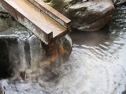 Yamashiro Onsen Miyabi no Yado Kaga Hyakumangoku